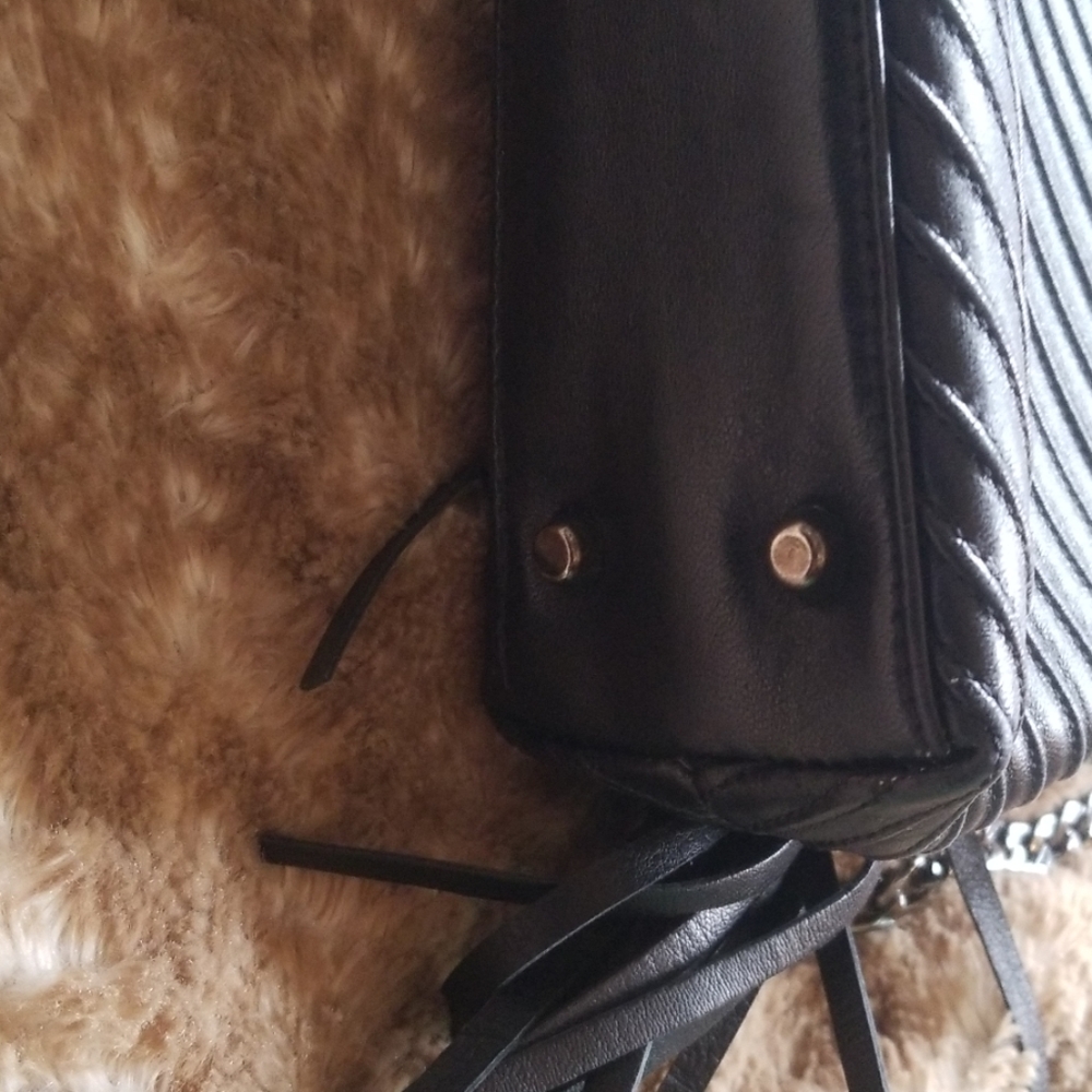 St.John knits Black  Italian leather purse - Picture 7 of 8